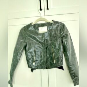 Very beautiful Chic Black Leather Jacket for Women used only one time like new